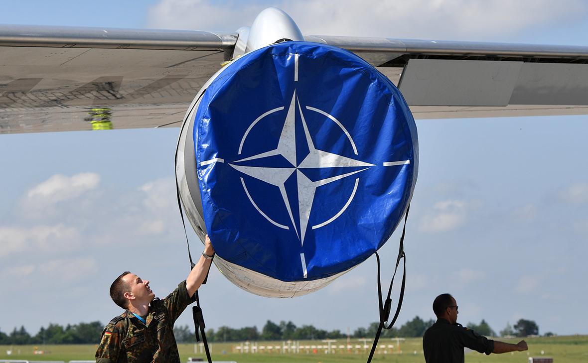В НАТО предложили тратить на оборону, как в холодную войну